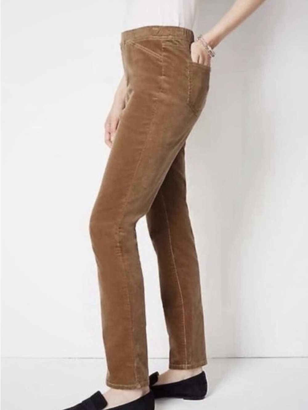 J. Jill Straight-Leg Jeans in Warm Brown Corduroy